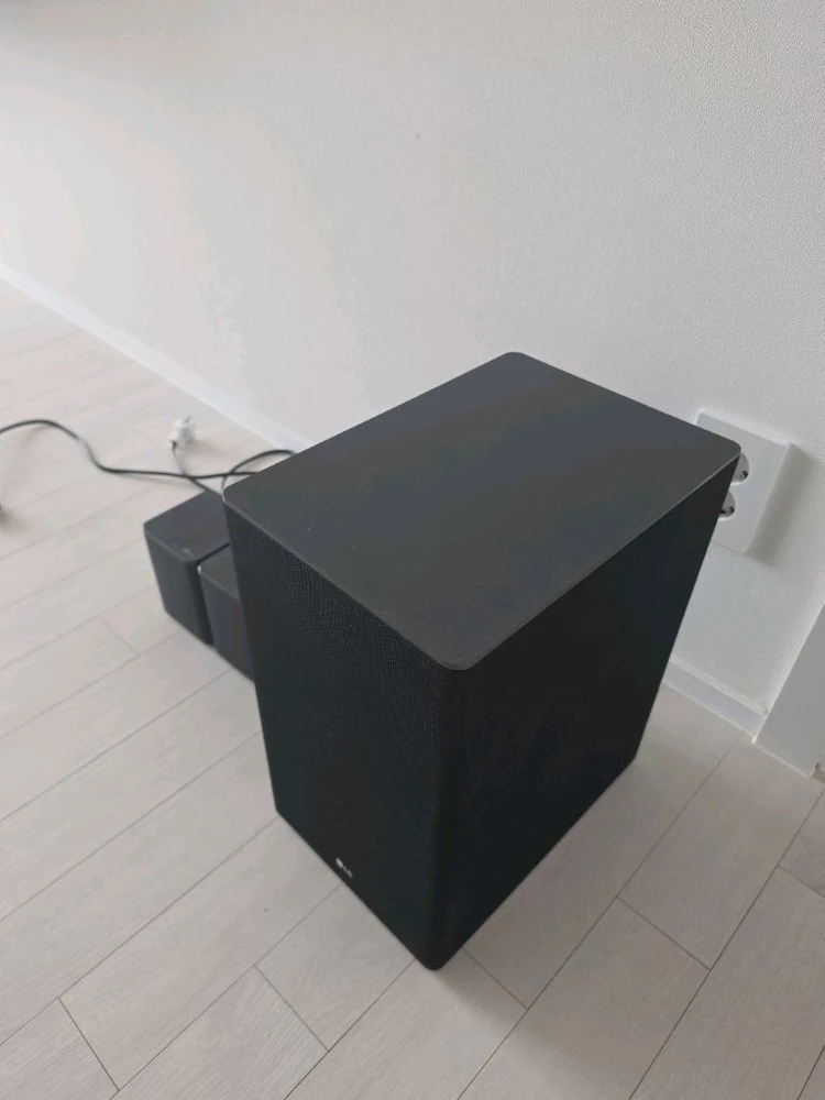 LG 메리디안 돌비애트모스 사운드바 풀세트 (SK10Y + SL5Y우퍼 + 리어 SPK8-S 포함) 이미지