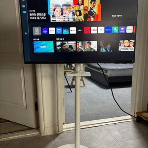 삼성 M5 32인치 무빙스마트TV 이미지
