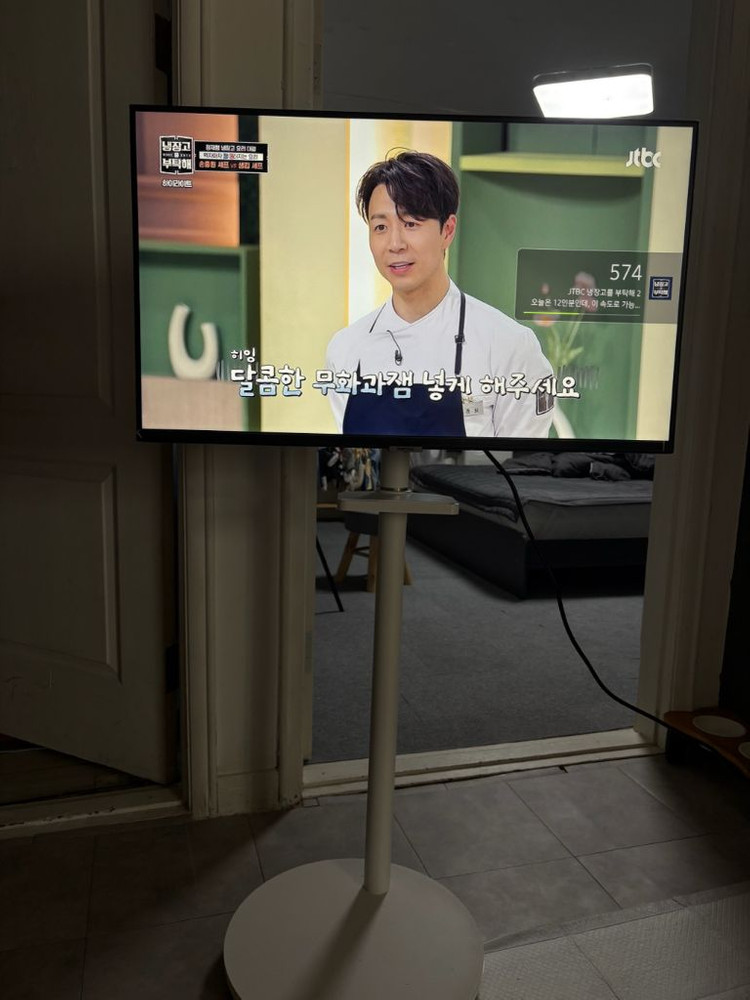 삼성 M5 32인치 무빙스마트TV 이미지