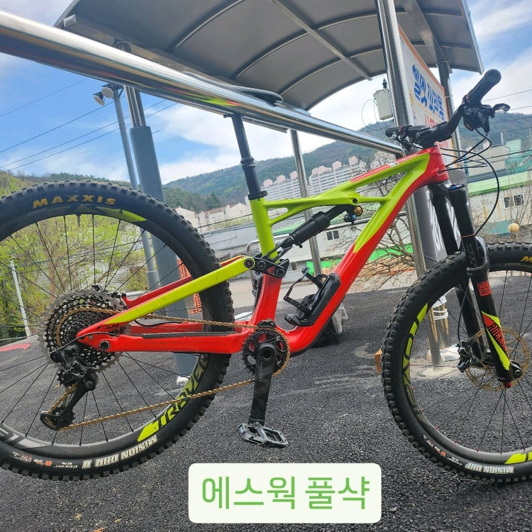 스페셜라이즈드 S-WORKS 풀카본 풀샥 - 안심되는 중고거래
