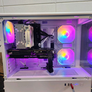 i5 12400 RTX4060 고성능 게이밍컴퓨터 풀셋 싸게 팝니다 이미지