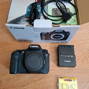 캐논 EOS 7D DSLR 카메라 + 17-55 렌즈/플래시/필터 풀세트 이미지