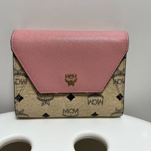 mcm 러브레터 비세토스 반지갑 이미지