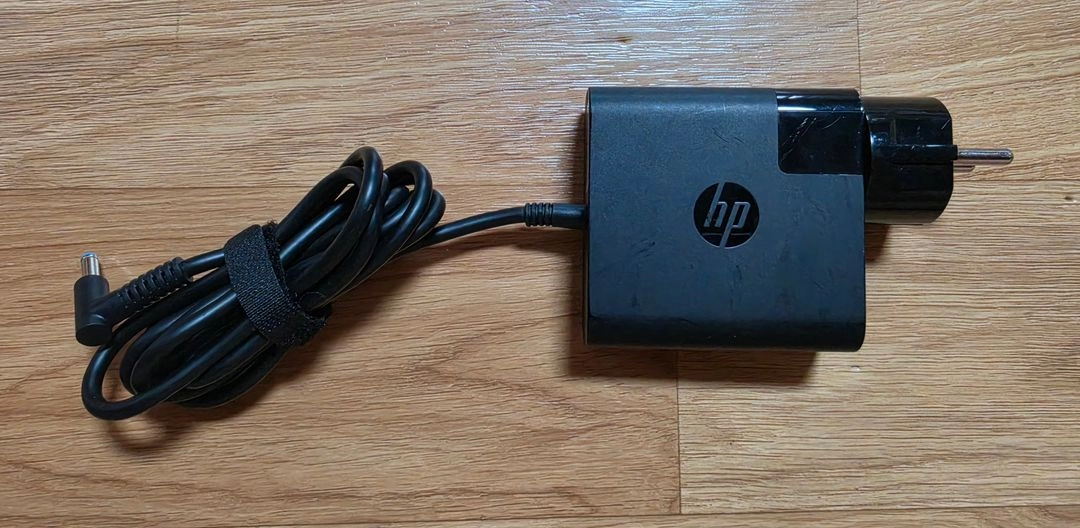 [정품] HP 정품 65W 어댑터 TPN-CA05 블루팁 19.5V 3.33A 이미지