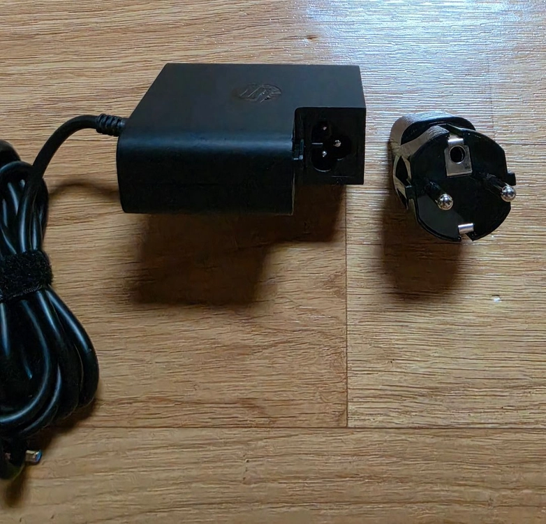 [정품] HP 정품 65W 어댑터 TPN-CA05 블루팁 19.5V 3.33A 이미지