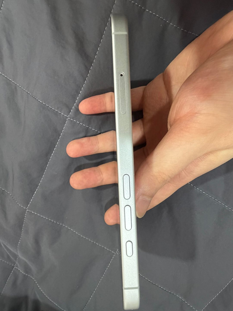 애플 아이폰17 화이트 256GB 이미지