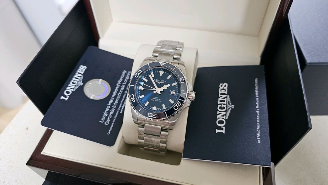 론진 하이드로 콘퀘스트 GMT 블루 41mm L3.790.4.96.6 이미지