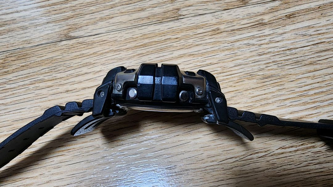 빈티지 카시오 지샥 DW-8300 건담 (베젤 열화) 이미지