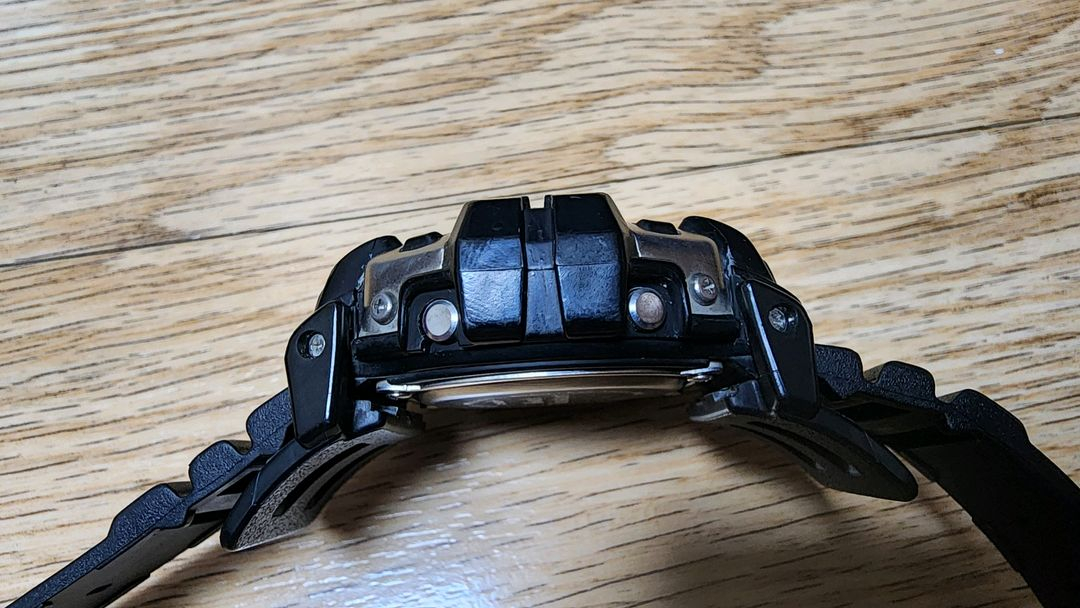 빈티지 카시오 지샥 DW-8300 건담 (베젤 열화) 이미지