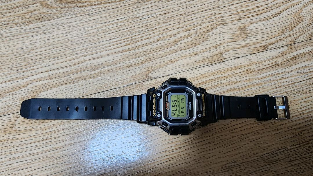 빈티지 카시오 지샥 DW-8300 건담 (베젤 열화) 이미지