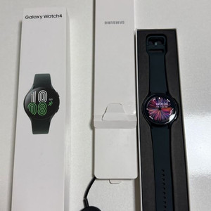 갤럭시워치4 44mm 그린 판매합니다 이미지