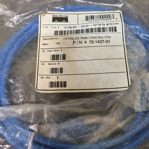 CAB-SS-V35MT - Cisco 호환 V.35 케이블, DTE Male to Smart Serial, 10피트 이미지