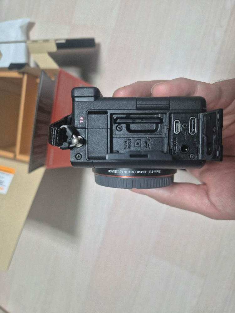 A7C 블랙, 풀박스 5천컷 판매합니다. 이미지