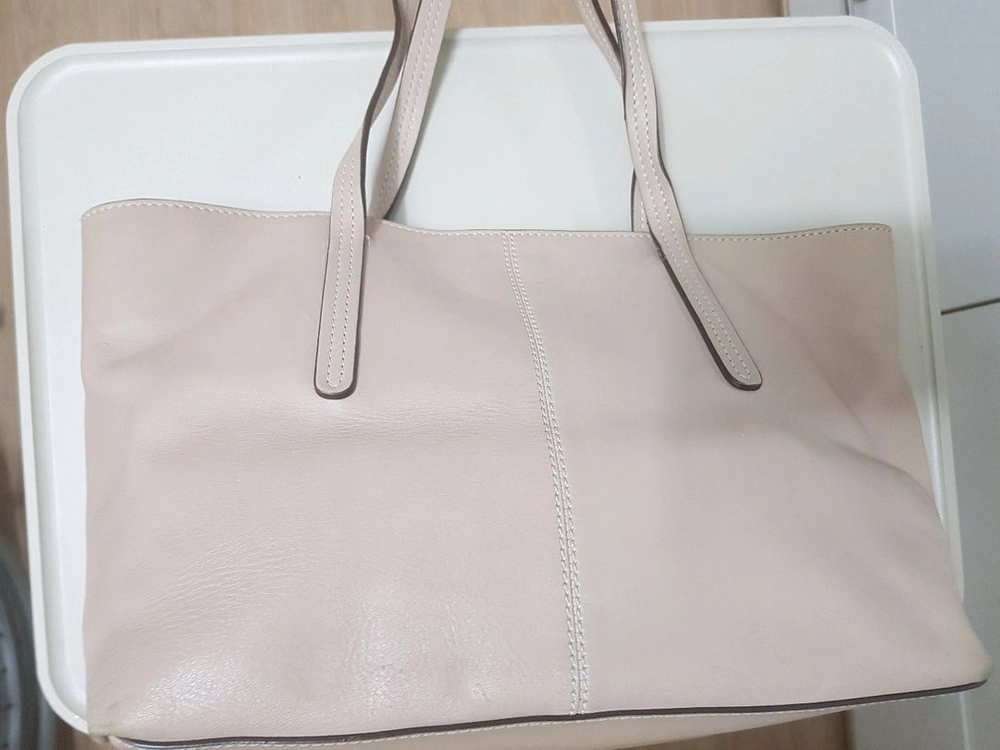토즈 토트백(가즥), 토즈 숄더백 연한 라벤더, 연핑크 컬러 Tods bag 이미지