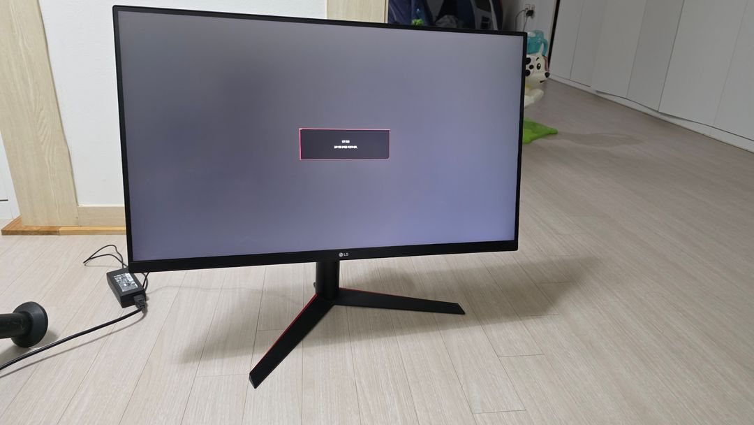 LG 32인치 QHD 게이밍 모니터 144hz 주사율 이미지