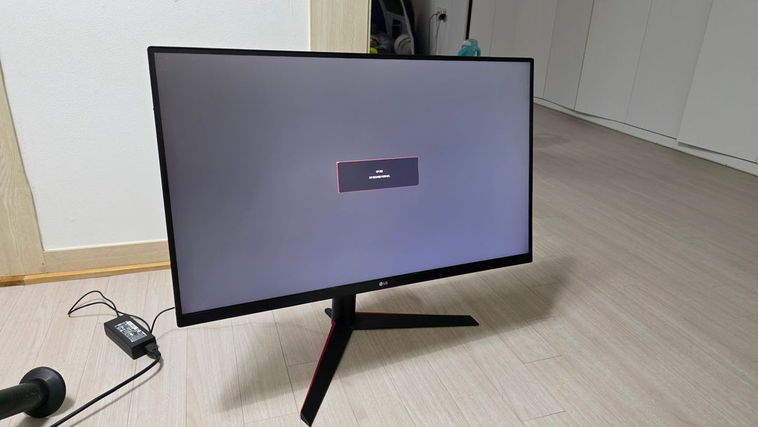 LG 32인치 QHD 게이밍 모니터 144hz 주사율 이미지