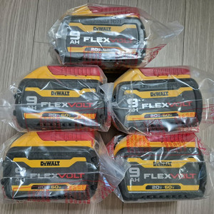 디월트 플렉스볼트 DCB609 배터리 이미지
