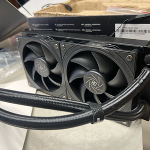 MSI 120mm 수냉쿨러 이미지