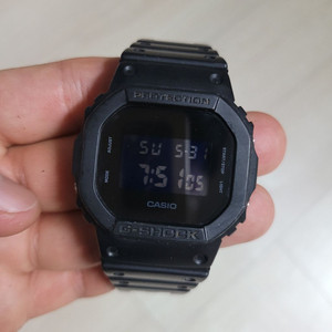 정품 카시오 지샥 G-SHOCK DW-5600BB 이미지