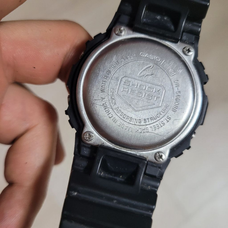 정품 카시오 지샥 G-SHOCK DW-5600BB 이미지