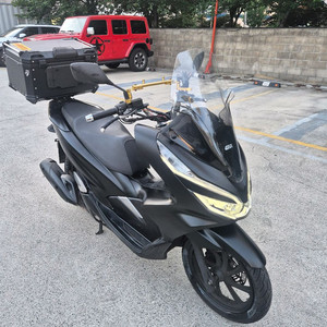혼다 PCX125 더뉴19년식 윈드스크린 GIVI 장착배달세팅 정비 이미지