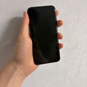아이폰 se3 128G 미드나이트 이미지