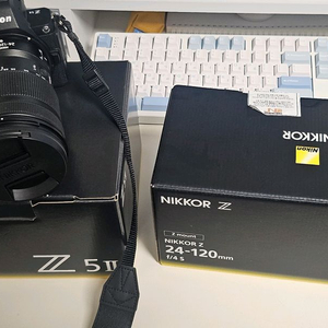 (새상품급)니콘Z5II + Z24-120F4 + 컷수 600 이미지