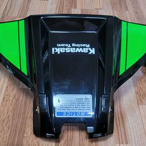 2017 zx10r 프론트 탱크커버 순정품 이미지