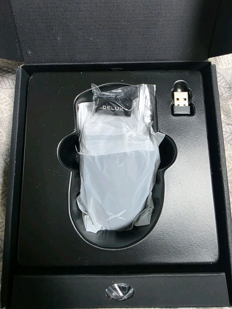 M900 mini pro 8k 경량 무선마우스 팝니다 이미지