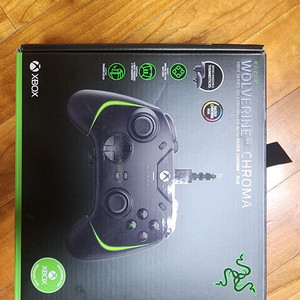 레이저 울버린 V2 크로마 Xbox 컨트롤러 이미지