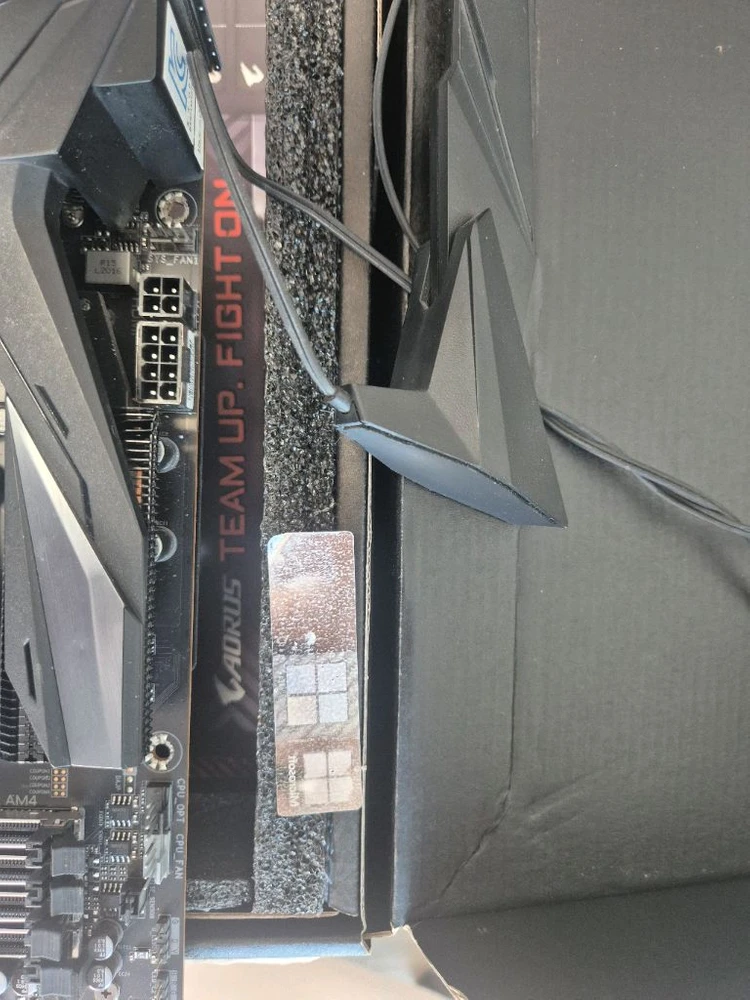 긱바 B550 AORUS MASTER + 5700x + 윈도우 11 정품키 보드셋 이미지