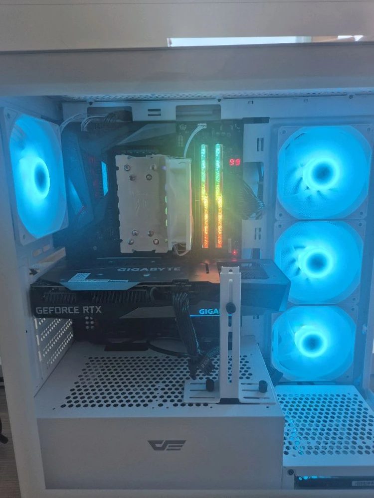 긱바 B550 AORUS MASTER + 5700x + 윈도우 11 정품키 보드셋 이미지