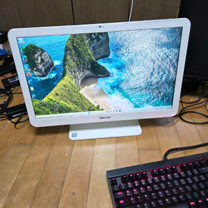 삼성 일체형 PC i3-6100u 램8기가 SSD256 이미지