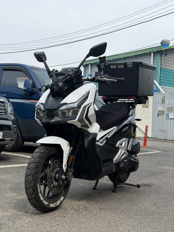 한솜 adv125 25년식 2만키로 저렴하게 판매합니다. 이미지