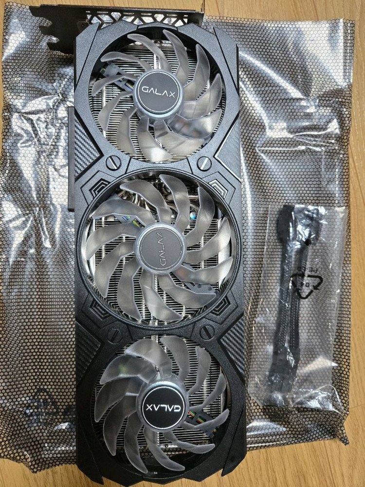 그래픽카드 4070 ti 슈퍼 (갤럭시 RTX4070ti super ex gamer) 이미지