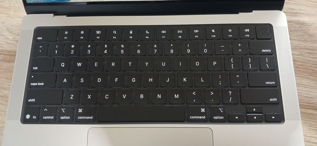 맥북프로14 m5 24기가램 1tb 안전거래가능 이미지