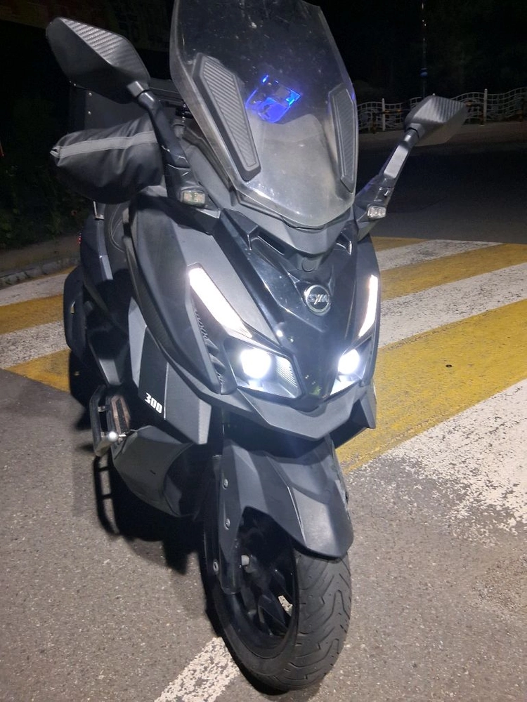 sym크루심 알파 300cc 스쿠터 싸게팝니다 - 안심되는 중고거래