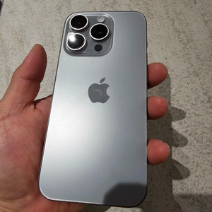 아이폰 15 프로 128GB 실버 이미지