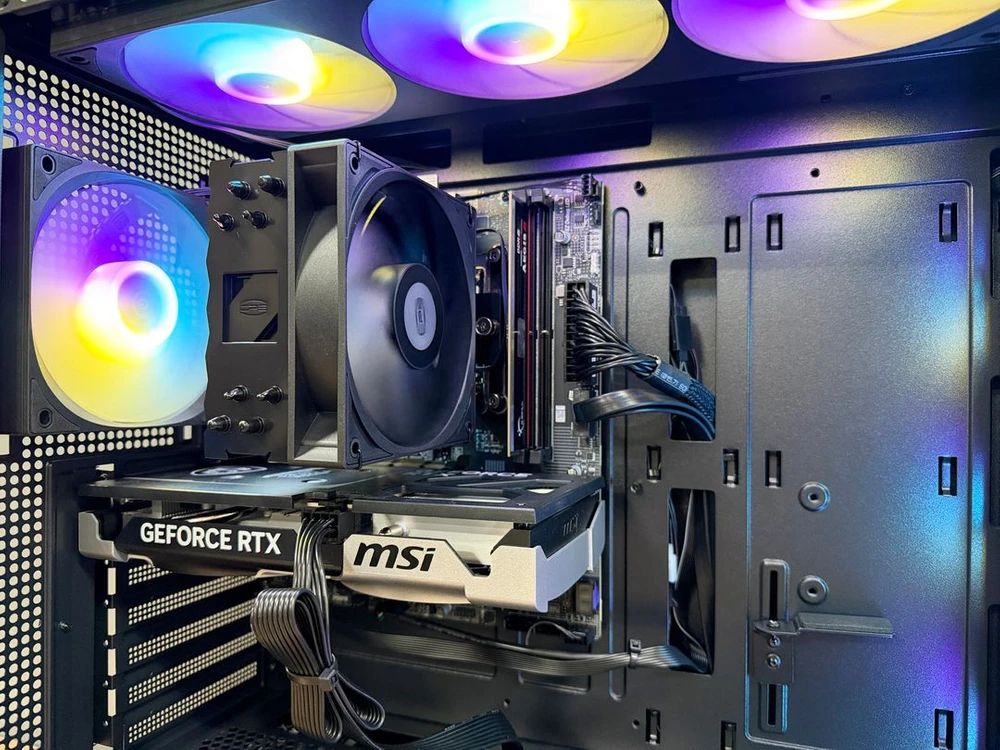 울트라225F/RTX 5060 Ti/램16G/SSD 1TB/게임용PC 이미지