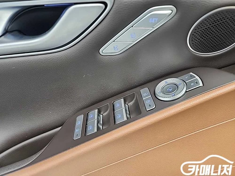 [제네시스]G80(RG3) 2.2 디젤 AWD 기본형 이미지