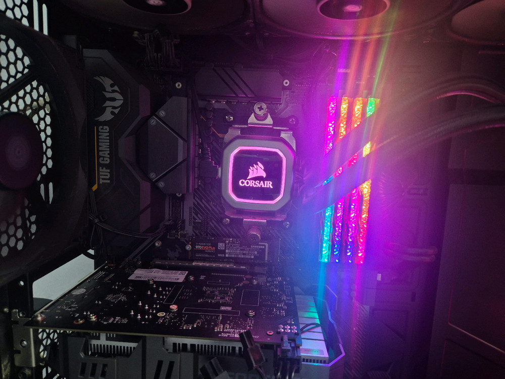 지스킬 ROYAL GOLD DDR4 3200 32GB 팝니다 이미지