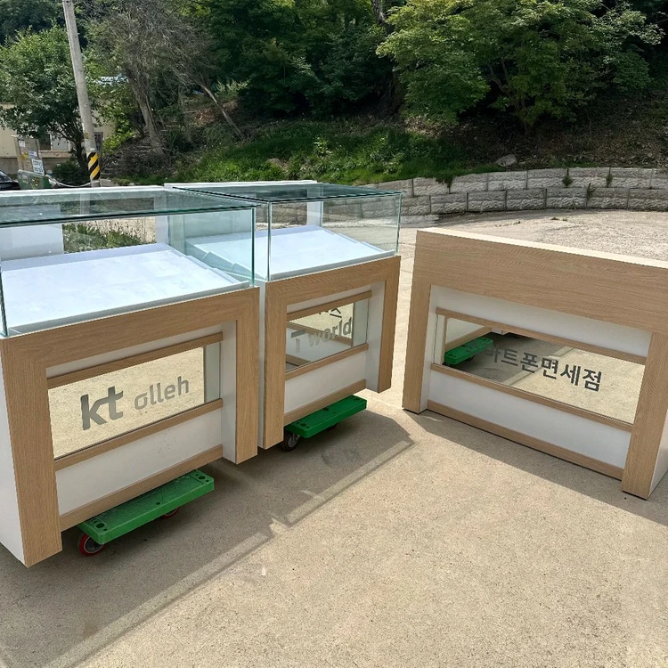 핸드폰매장 유리진열장 쇼케이스 인포데스크 이미지