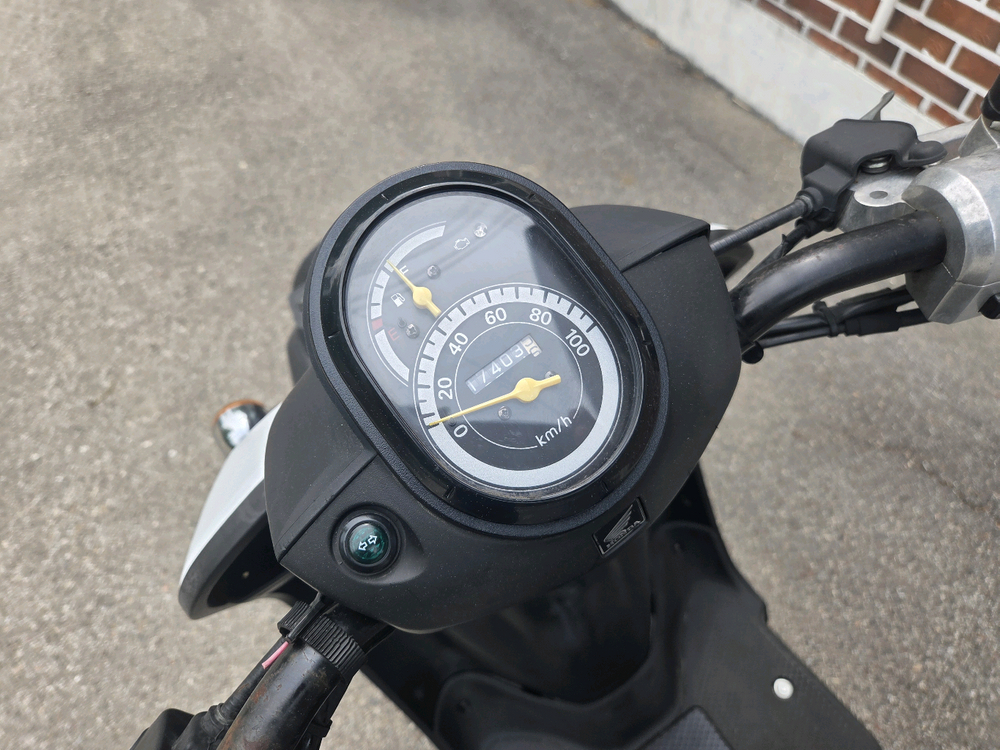 벤리110 2018년 17403km 출퇴근사용 중고스쿠터 A급스쿠터 이미지