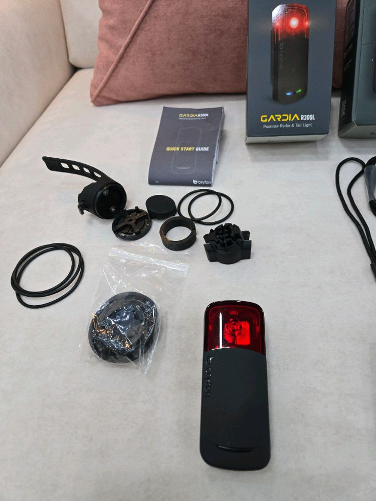 브라이튼 S510 로드자전거 네비게이션 속도계 번들셋 가디아R300L후방센서레이더 후미등 이미지
