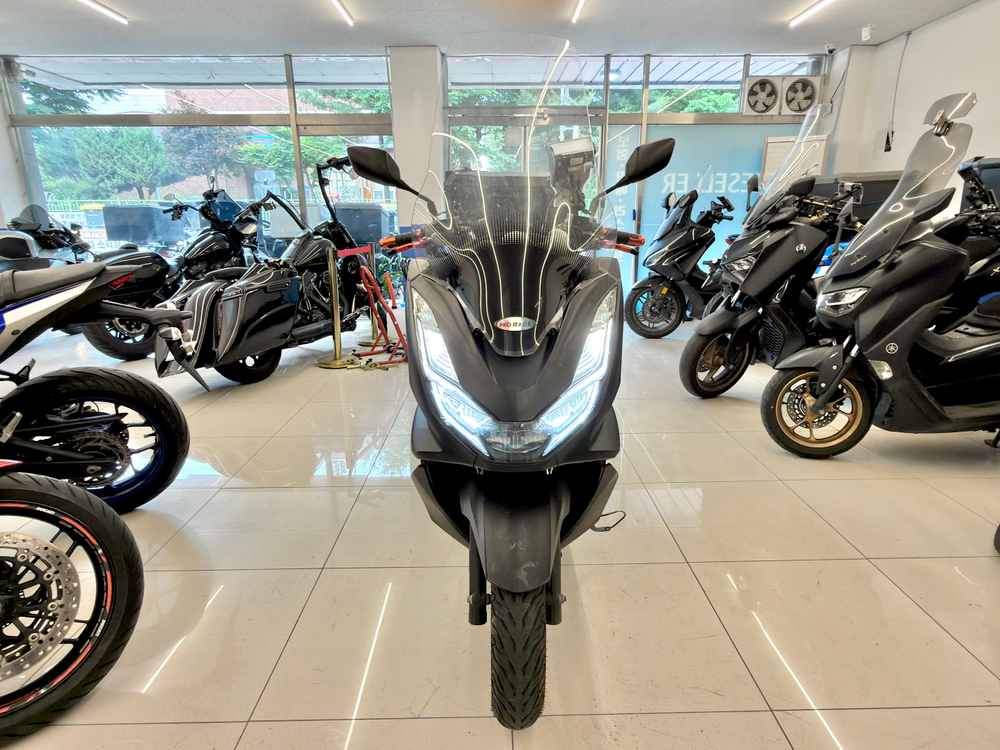 24년식 PCX125 / 38,XXXkm / 배달세팅완료 차량 판매합니다 이미지