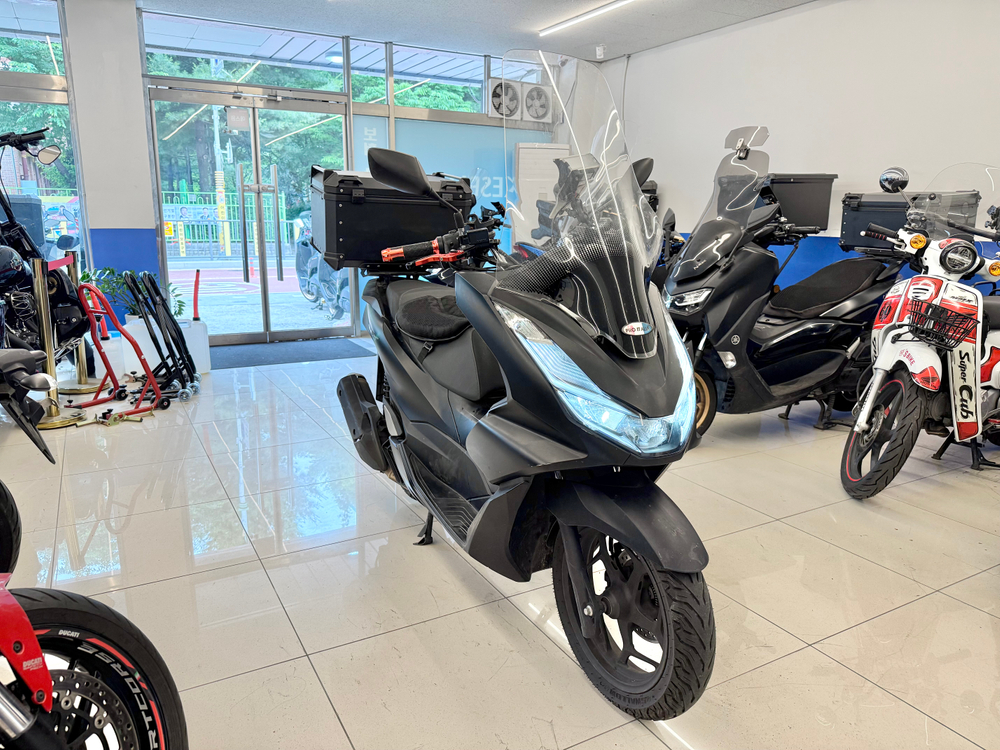 24년식 PCX125 / 38,XXXkm / 배달세팅완료 차량 판매합니다 이미지