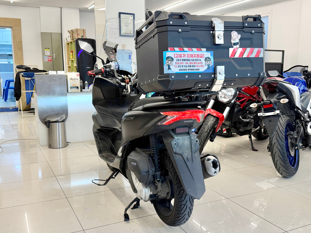 24년식 PCX125 / 38,XXXkm / 배달세팅완료 차량 판매합니다 이미지