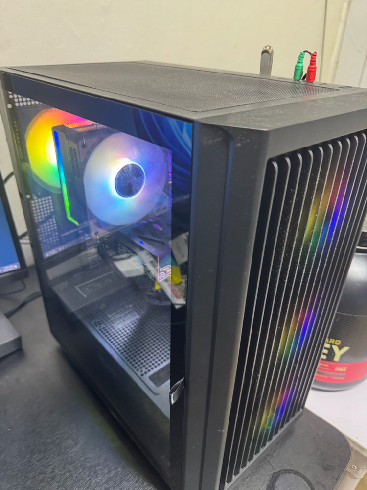 [게이밍컴퓨터] 라이젠 5 9600X / 16GB RAM / RTX 5060 8G 데스크톱 판매 이미지