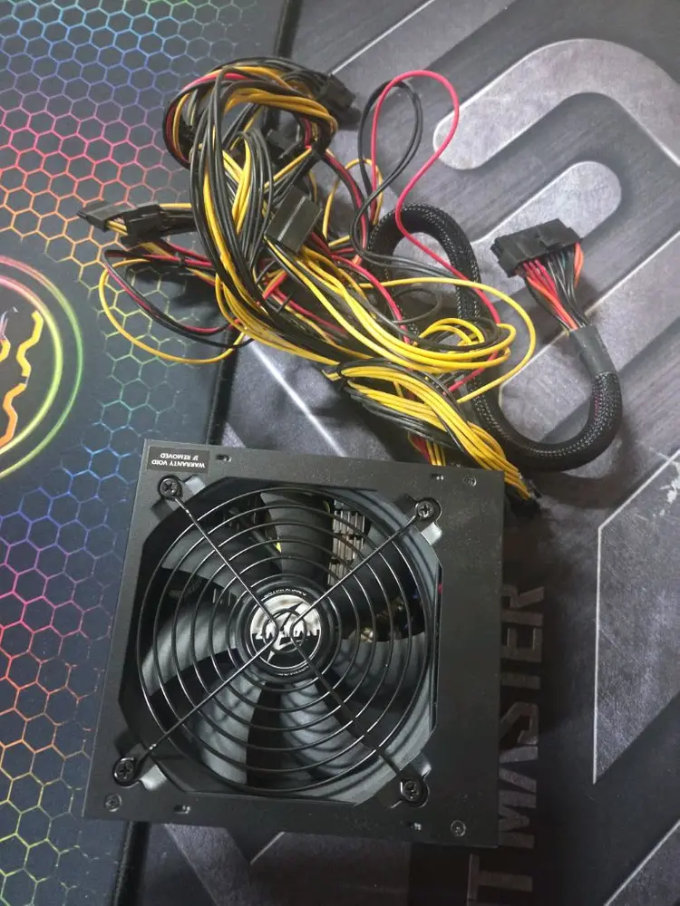 잘만 700w 파워서플라이 이미지