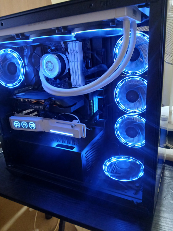 라이젠 3900x rtx2060 ddr4 3200 삼성 32기가 램 컴퓨터 이미지
